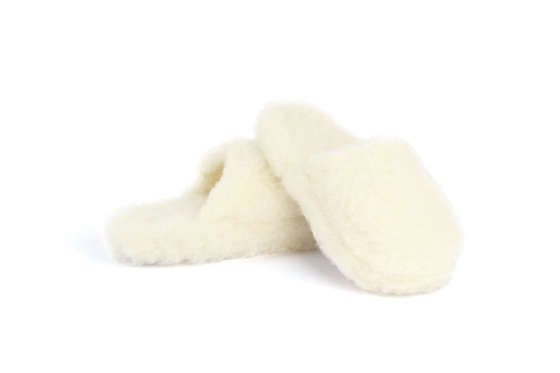 kuschelige Schafwoll-Pantoffeln aus reiner Schafwolle Farbe cremeweiss